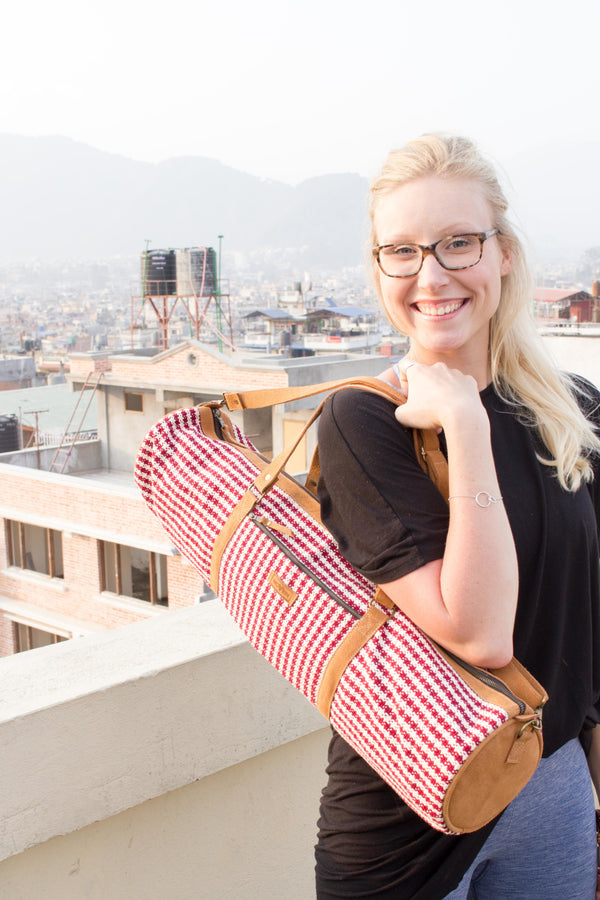 MUNIMUNI Aasha Zip Yoga Mat Bag by Woven - Red/ White Thicker Stripe - MuniMuni