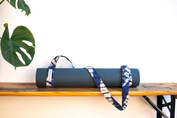 Tie Dye Yoga Carry Strap - Indigo ZigZag - MuniMuni
