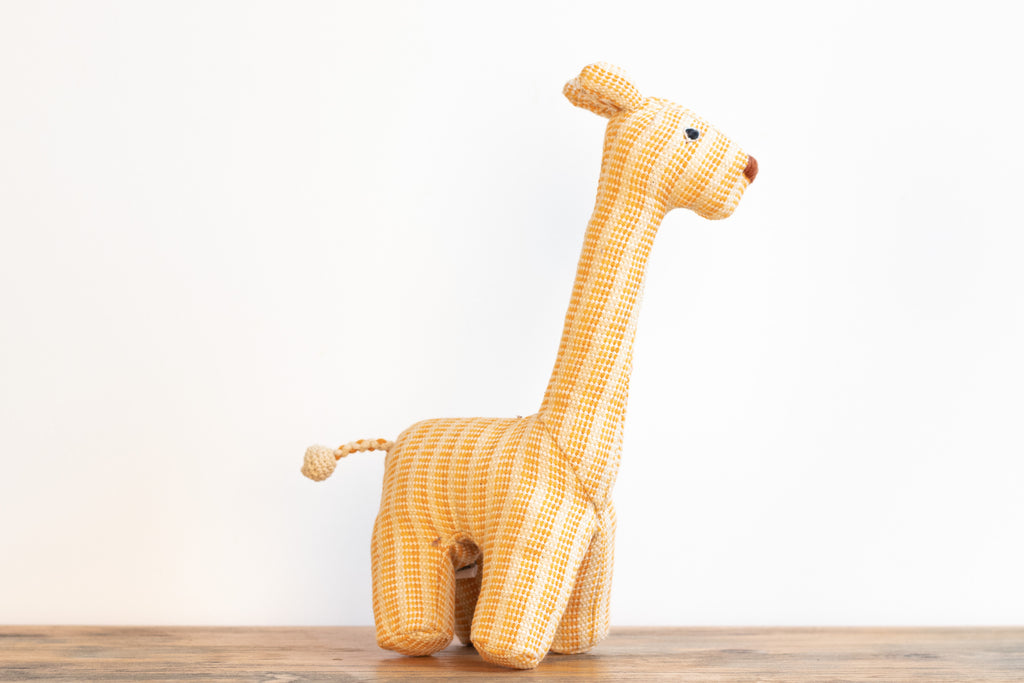 Fair Trade Handwoven Giraffe - Yellow - MuniMuni