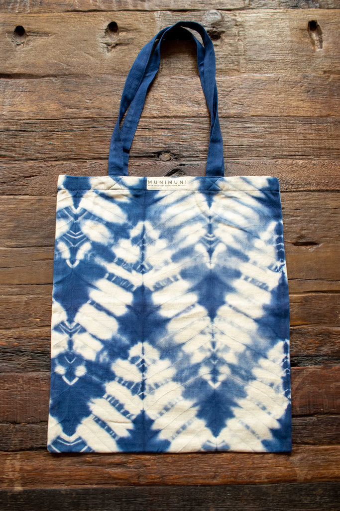 White bags to tie dye shop