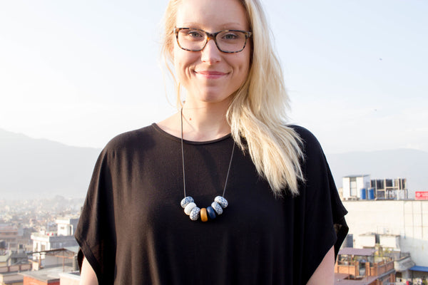 Rondelle - Navy/White with contrast 7 beads - MuniMuni